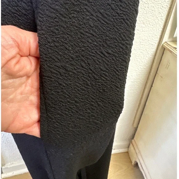 Sundays by We Are Sundays Black Textured Crepe Wide Leg Jumpsuit Small Relaxed - Picture 7 of 8